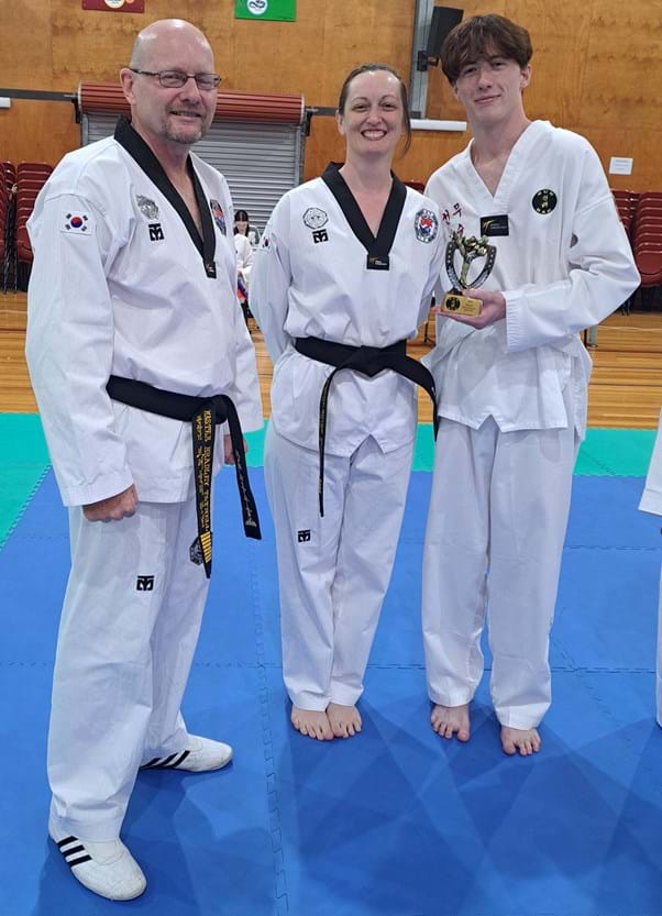 Sun Bae Korean Martial Art - Taekwondo Championship - Patterns, High Kick, Power Breaking, Roof Tiles, Kukkiwon, WT - World Taekwondo, Australia, Brisbane, Centres locations at Kenmore, Newmarket, The Gap, Middle Park, Mt Gravatt, Toowoomba, Grandmaster Bradley Tatnell. competition, white belt, yellow belt, blue belt, red belt, black belt, children, adults, male, female.