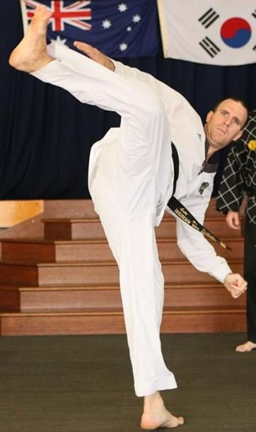 Coach at Sun Bae Korean Martial ArtsInstructor Ben Vickery Taekwondo Hapkido Kumdo 