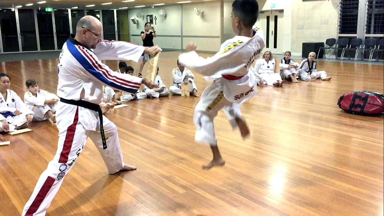 Ilya - 360 Round Kick (mid air)