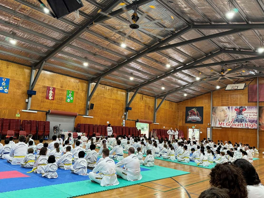 Sun Bae Korean Martial Art - Taekwondo Championship - Patterns, High Kick, Power Breaking, Roof Tiles, Kukkiwon, WT - World Taekwondo, Australia, Brisbane, Centres locations at Kenmore, Newmarket, The Gap, Middle Park, Mt Gravatt, Toowoomba, Grandmaster Bradley Tatnell. competition, white belt, yellow belt, blue belt, red belt, black belt, children, adults, male, female.