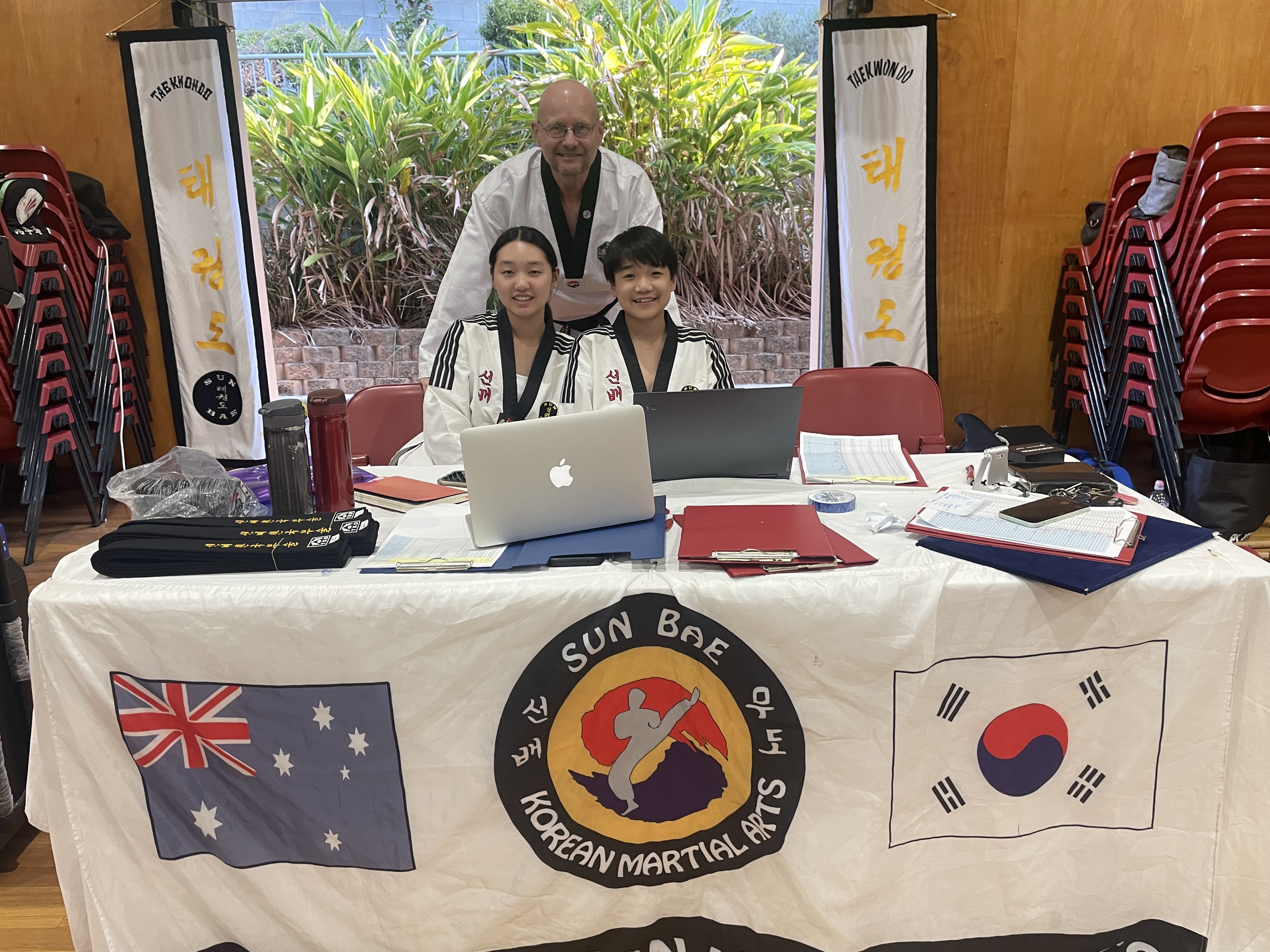 Message from Grandmaster Bradley Tatnell: Sun Bae Korean Martial Art - Taekwondo Championship - Patterns, High Kick, Power Breaking, Roof Tiles, Kukkiwon, WT - World Taekwondo, Australia, Brisbane, Centres locations at Kenmore, Newmarket, The Gap, Middle Park, Mt Gravatt, Toowoomba, Grandmaster Bradley Tatnell. competition, white belt, yellow belt, blue belt, red belt, black belt, children, adults, male, female.